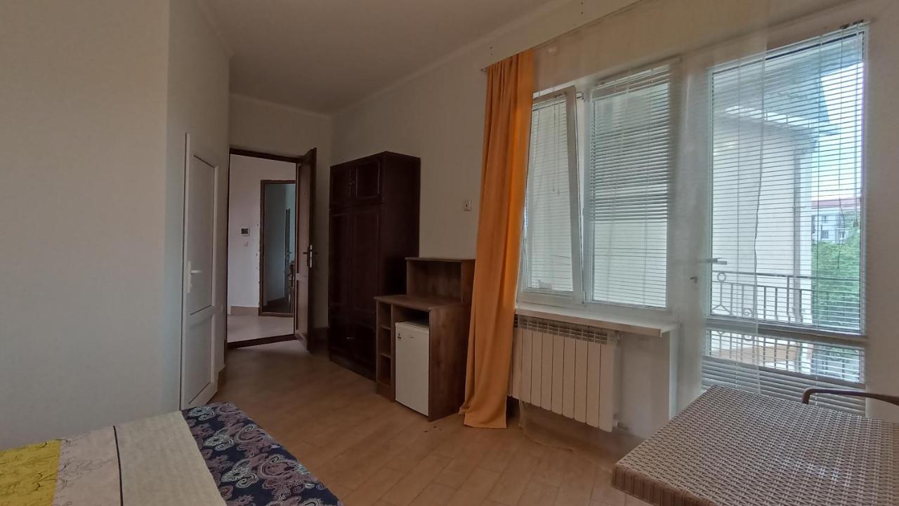 Guest House Karla Kobuleti Kültér fotó